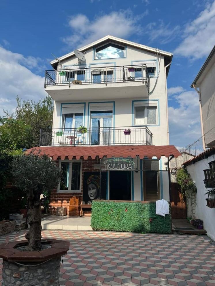 Kultura Hostel Shkodra Exterior foto